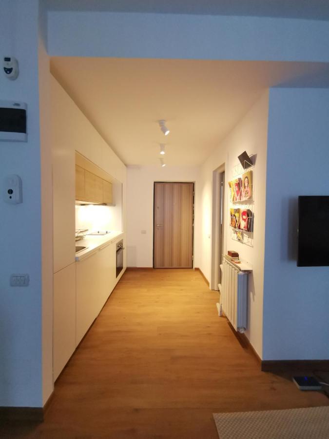 Central Double Studio With Amazing View Bukarest Exteriör bild